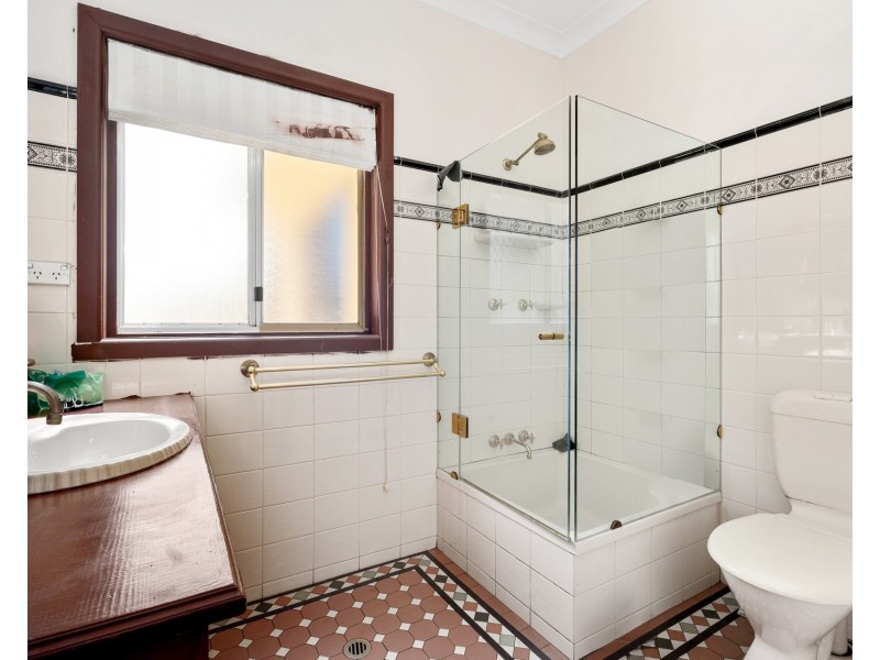 59 Leonay Street, Sutherland NSW 2232