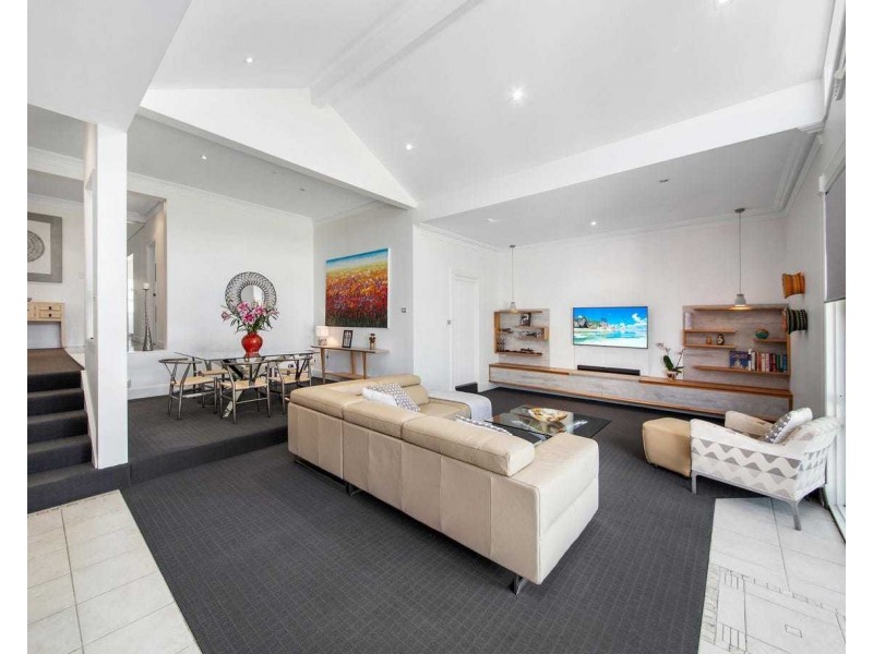 37 Caringbah Road, Woolooware NSW 2230