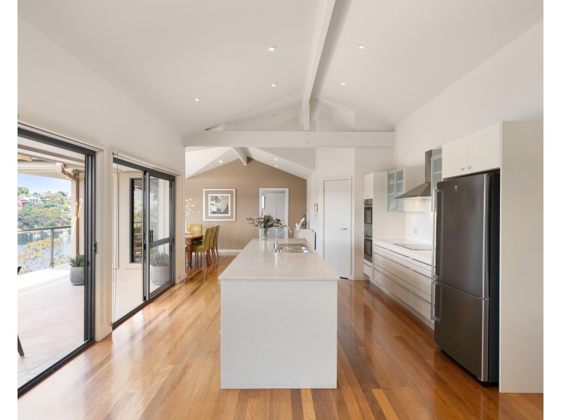 2A Nottingham Place, Yowie Bay NSW 2228