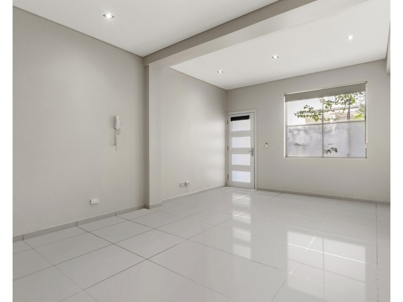 8/21-25 High Street, Caringbah NSW 2229