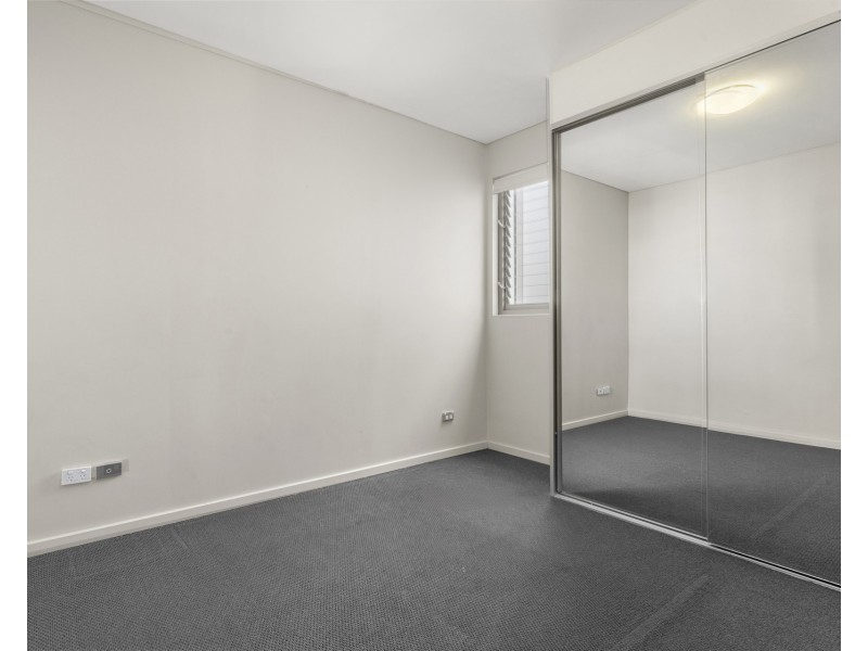 8/21-25 High Street, Caringbah NSW 2229