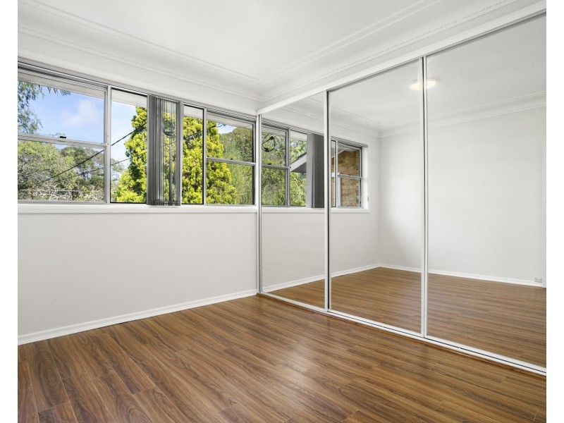 11 Erang Avenue, Kirrawee NSW 2232