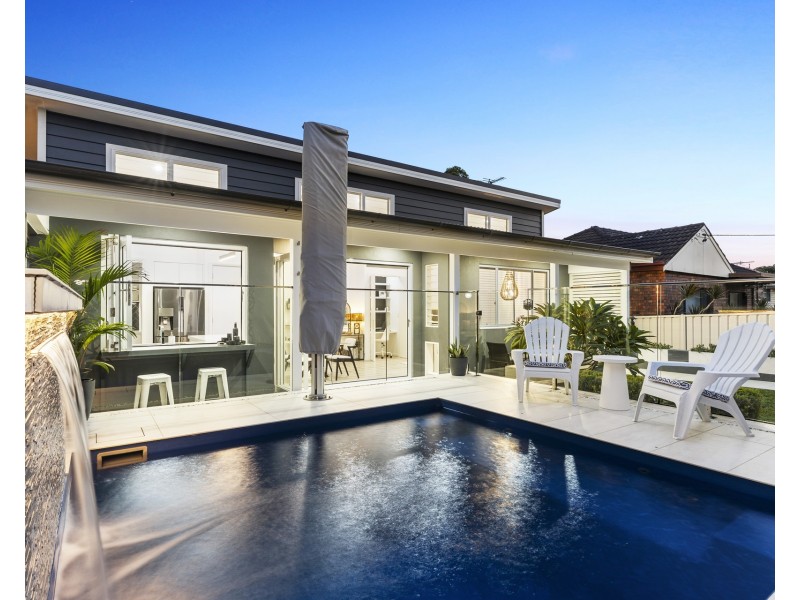 2a Lobelia Place, Gymea NSW 2227