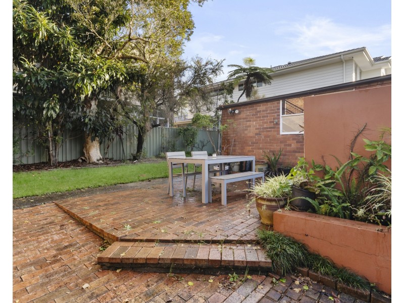 1/1 Swan Street, Woolooware NSW 2230