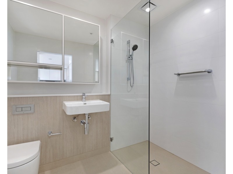 212/4 Foreshore Boulevard, Woolooware NSW 2230