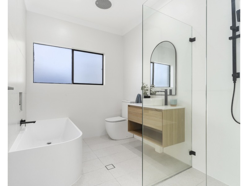 9 Kaloona Place, Kirrawee NSW 2232