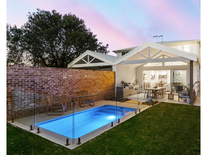 21b Carrington Avenue, Caringbah NSW 2229