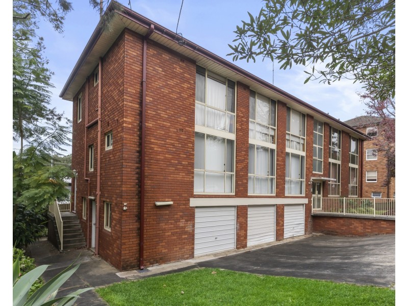 2/2 Oxley Avenue, Jannali NSW 2226