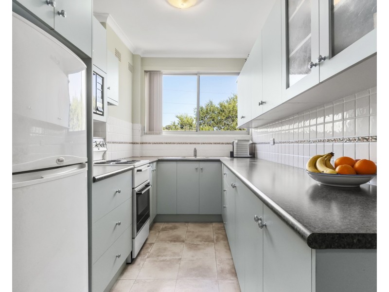 9/175 Willarong Road, Caringbah NSW 2229