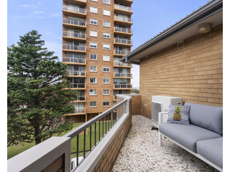 8/27 Burke Road, Cronulla NSW 2230