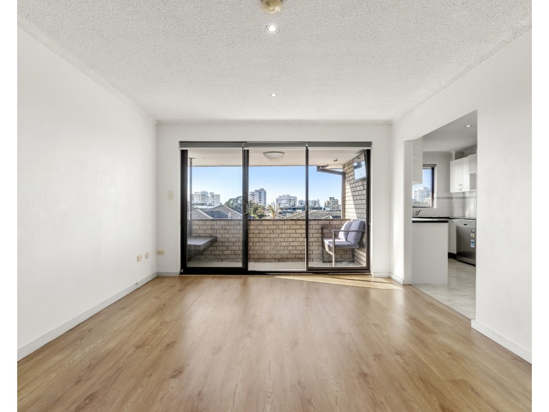 8/6 Caronia Avenue, Cronulla NSW 2230