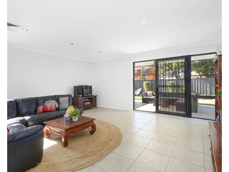 13 Bimbadeen Avenue, Miranda NSW 2228