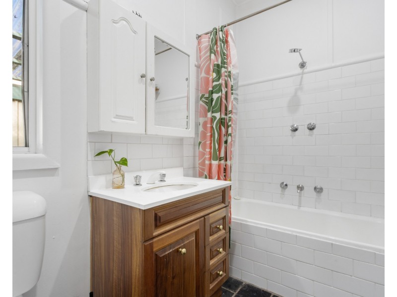 61 Linden Street, Sutherland NSW 2232