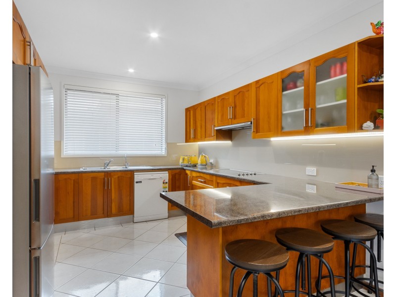 16 Clements Parade, Kirrawee NSW 2232