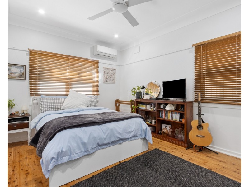 61 Linden Street, Sutherland NSW 2232