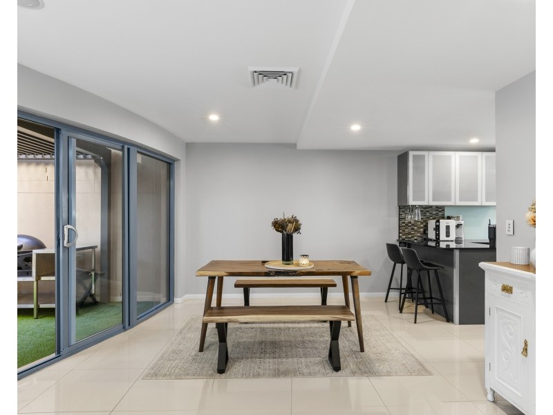 2/13 Murralin Lane, Sylvania NSW 2224