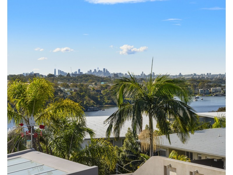 2/13 Murralin Lane, Sylvania NSW 2224