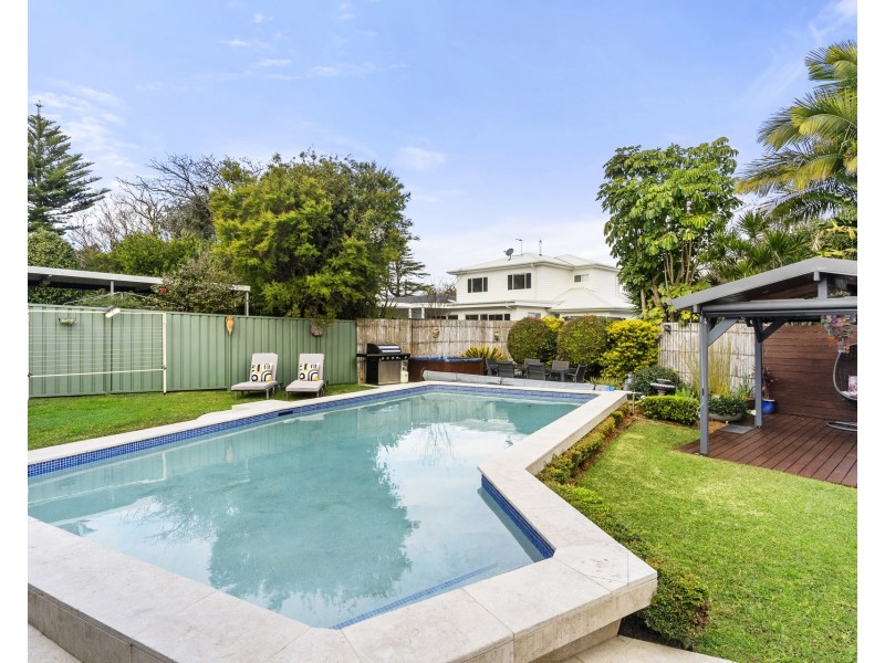 54 Johnston Avenue, Kirrawee NSW 2232
