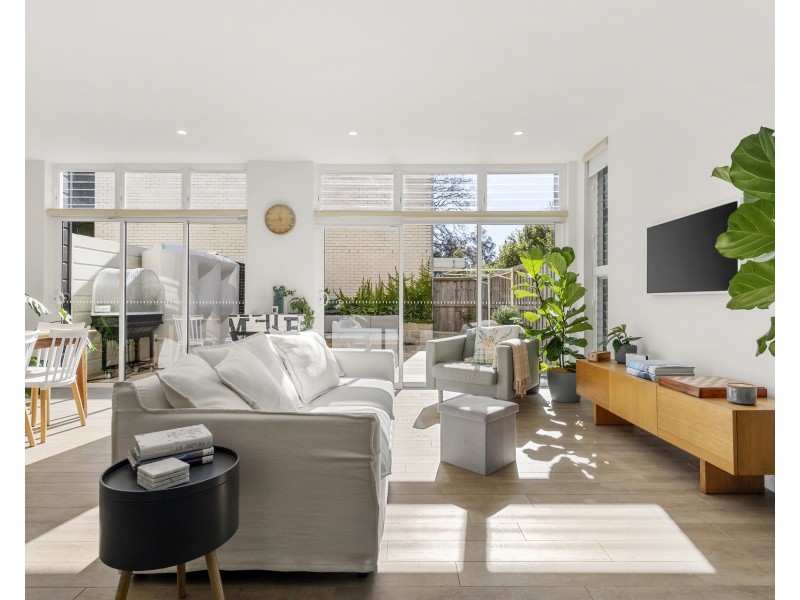 2/201 Parraweena Road, Miranda NSW 2228