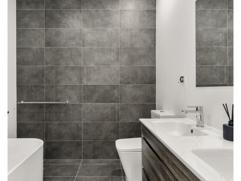 2/201 Parraweena Road, Miranda NSW 2228