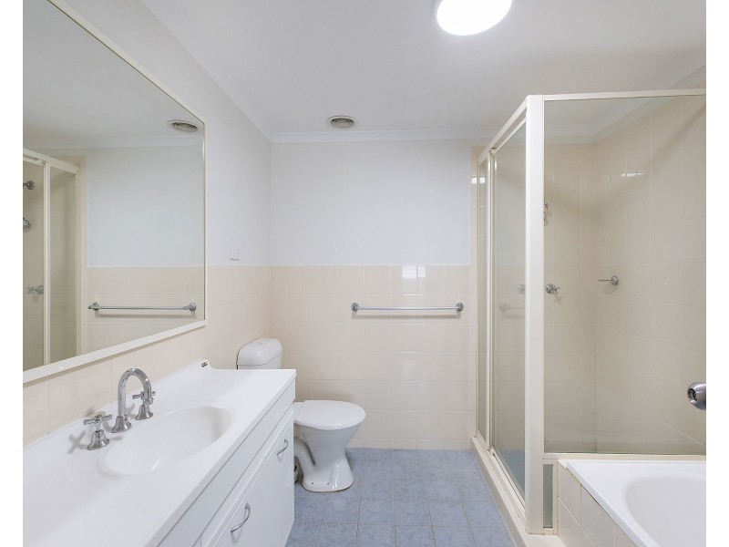 8/92 Allison Crescent, Menai NSW 2234