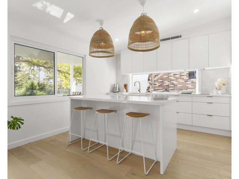 19 Laurina Avenue, Yarrawarrah NSW 2233