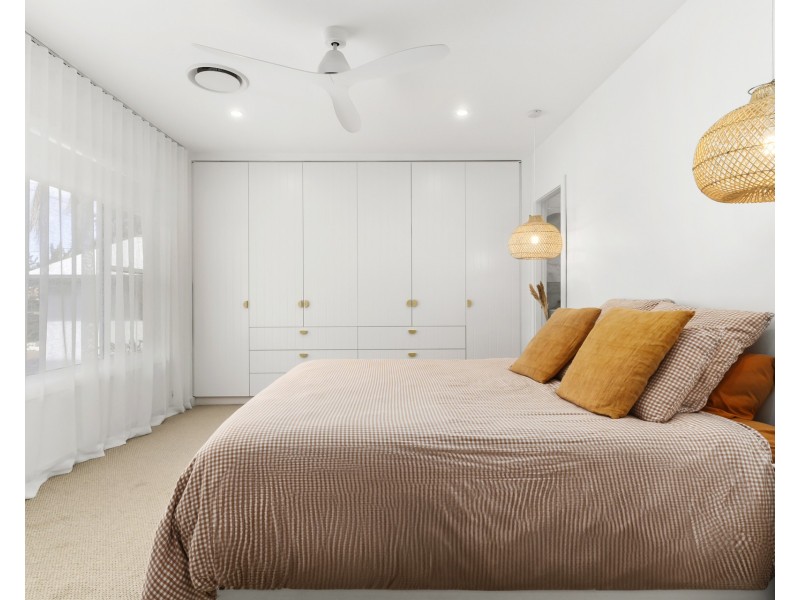 19 Laurina Avenue, Yarrawarrah NSW 2233