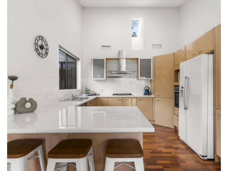 13 Warrangarree Drive, Woronora Heights NSW 2233