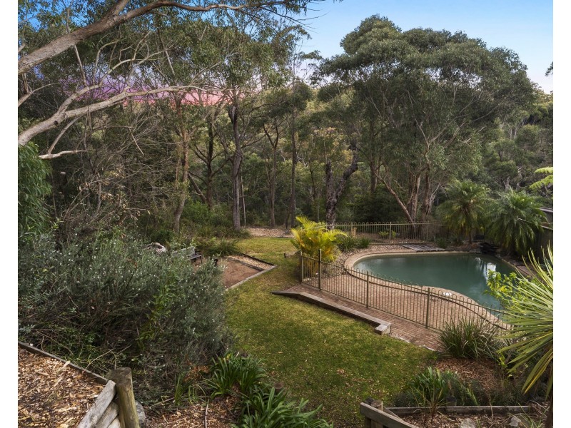 13 Warrangarree Drive, Woronora Heights NSW 2233