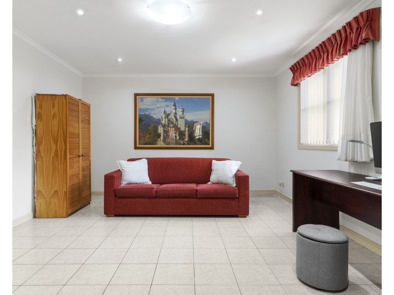 41 Glencoe Street, Sutherland NSW 2232