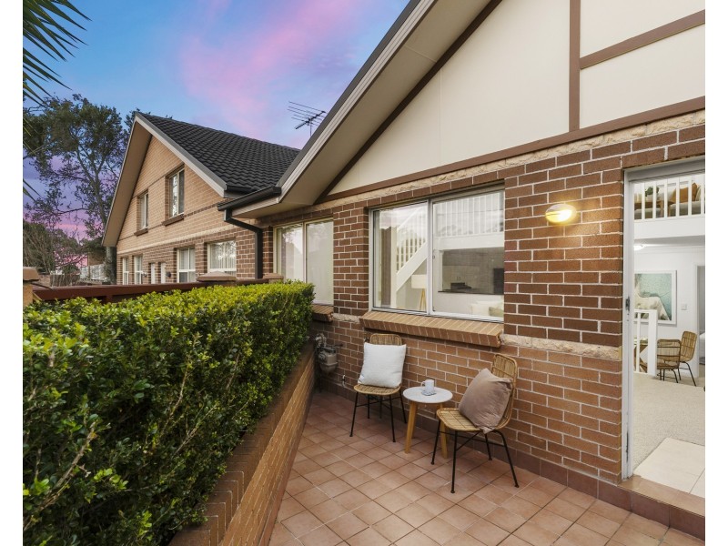 3/96  Yathong Road, Caringbah NSW 2229