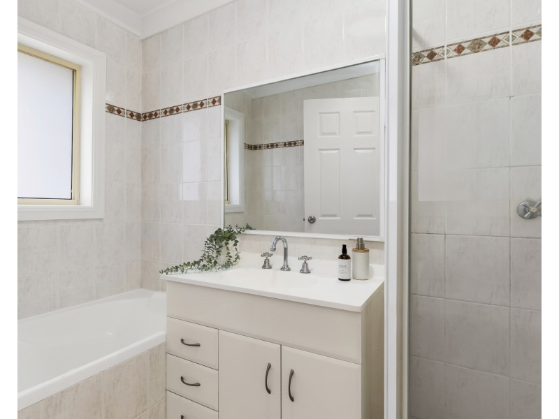 3/96  Yathong Road, Caringbah NSW 2229