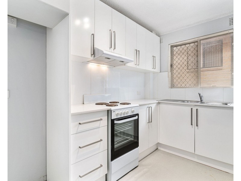 2/27 Argyle Street, Penshurst NSW 2222