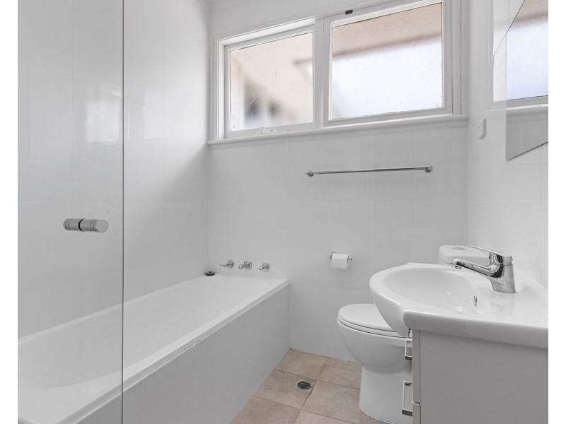 11 Fourth Avenue, Jannali NSW 2226