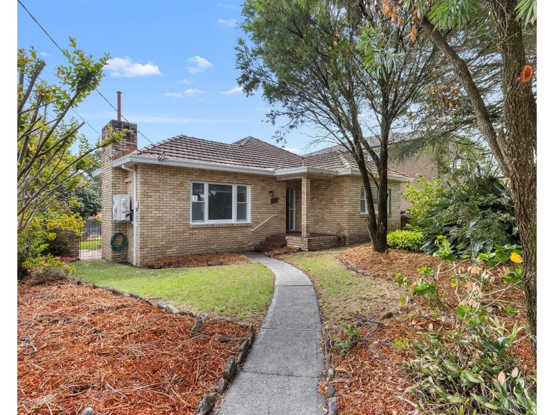 11 Fourth Avenue, Jannali NSW 2226