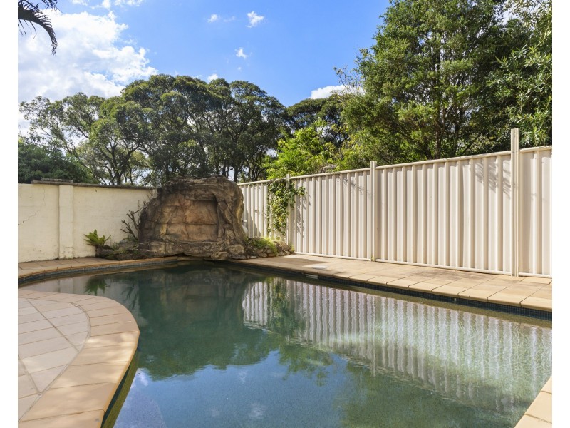302 Taren Point Road, Caringbah NSW 2229