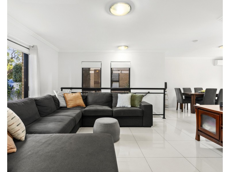 3/13-17 Durbar Avenue, Kirrawee NSW 2232