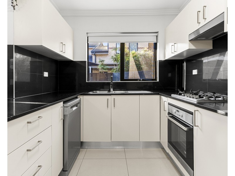 3/13-17 Durbar Avenue, Kirrawee NSW 2232