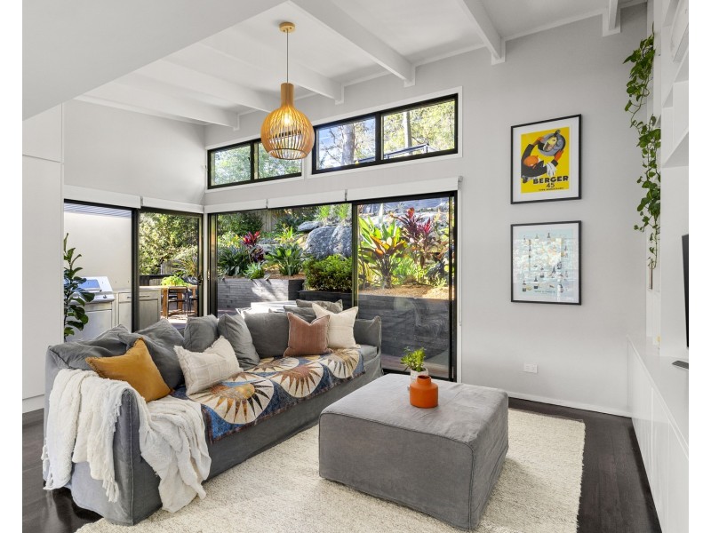 49  Gore Avenue, Kirrawee NSW 2232