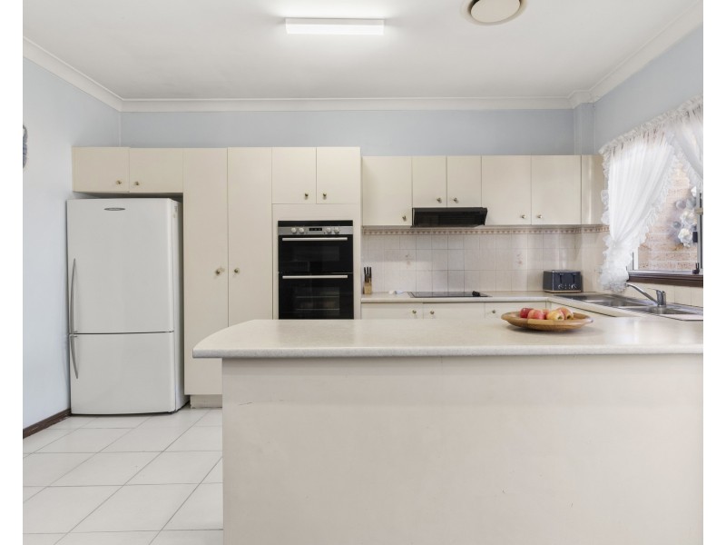 3/173 Bath Road, Kirrawee NSW 2232