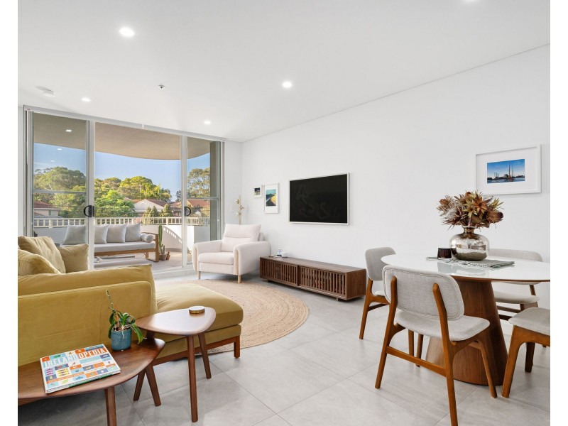 202/12 Fauna Place, Kirrawee NSW 2232