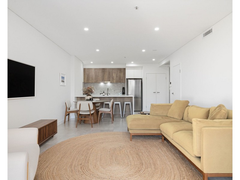 202/12 Fauna Place, Kirrawee NSW 2232