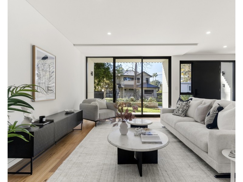 2/14 Boronia Grove, Heathcote NSW 2233