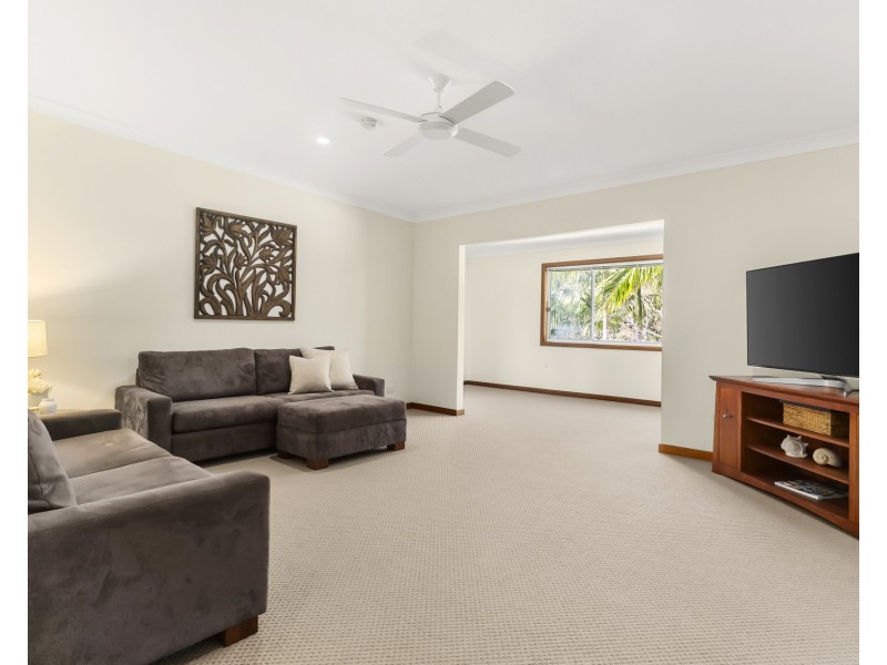 12 Woodford Crescent, Heathcote NSW 2233