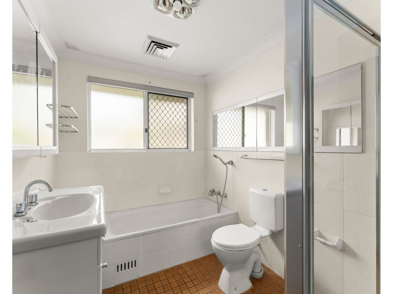 10/87 Yathong Road, Caringbah NSW 2229