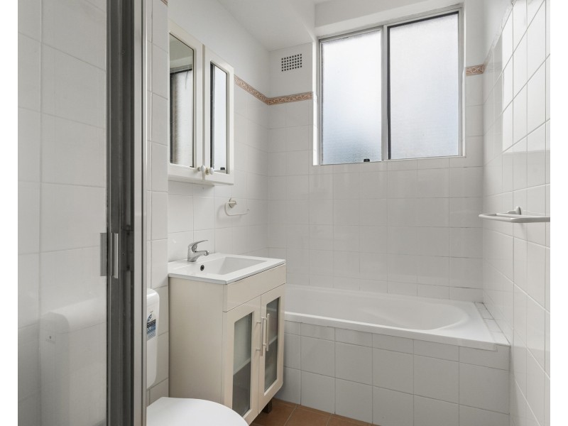 9/26a Wolli Creek Road, Banksia NSW 2216