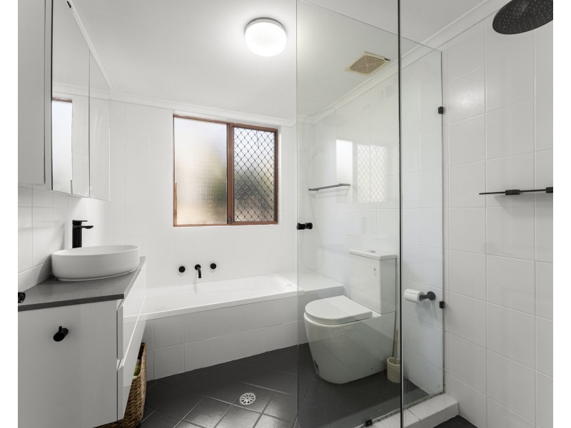 2/351-353 President Avenue, Gymea NSW 2227