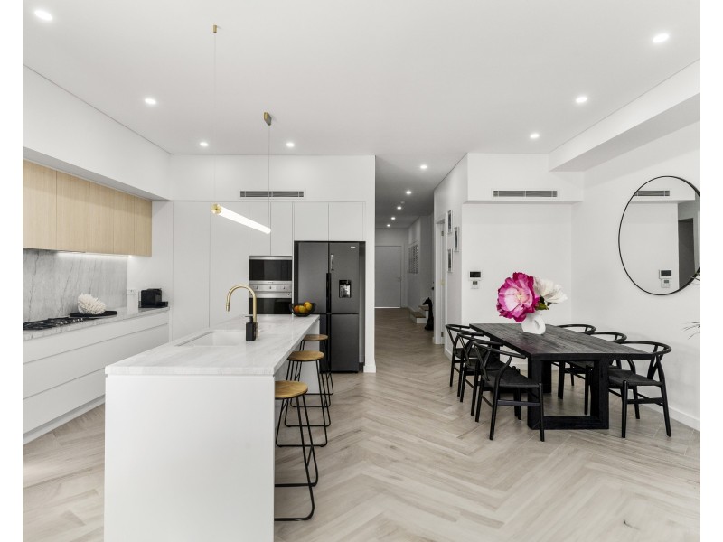 6b Willarong Road, Caringbah NSW 2229