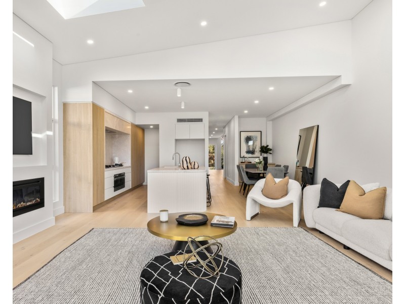 73a Pacific Street, Caringbah South NSW 2229