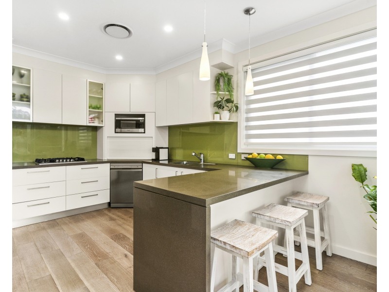 8 Loves Avenue, Oyster Bay NSW 2225